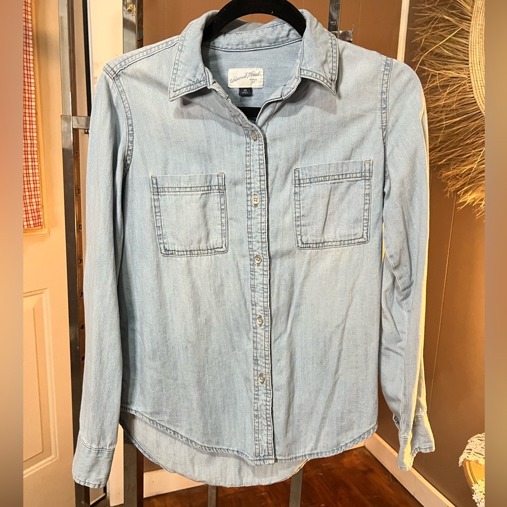 Denim buttoned long sleeve- XS